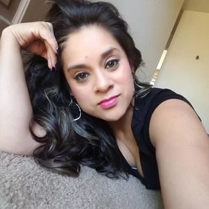 Meet your Posher, Adriana